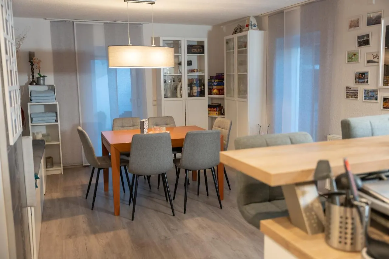 #1 Modernes Zimmer Mit Pool Und Garten Memmingen Germany