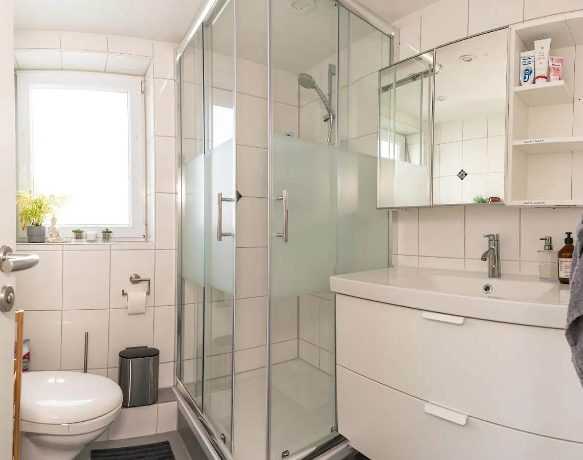 #1 Modernes Zimmer Mit Pool Und Garten Memmingen 0*,  Germany