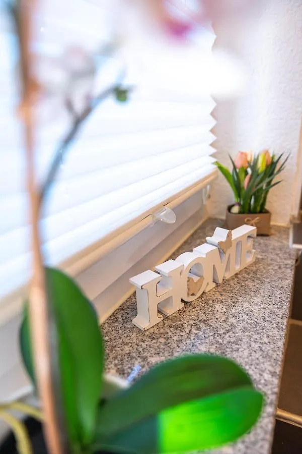 #1 Modernes Zimmer Mit Pool Und Garten Memmingen