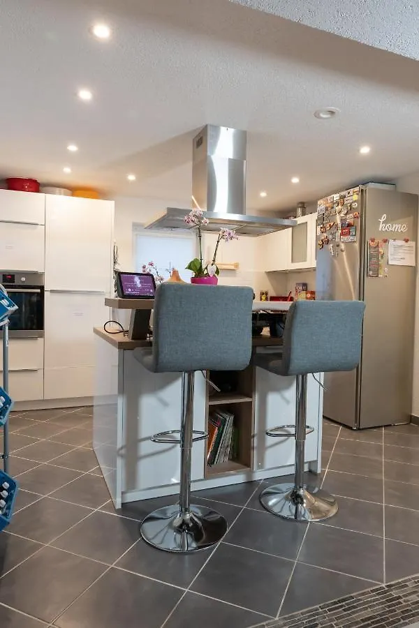 #1 Modernes Zimmer Mit Pool Und Garten Memmingen Homestay