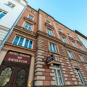Hotel-pension Am Siegestor Múnich