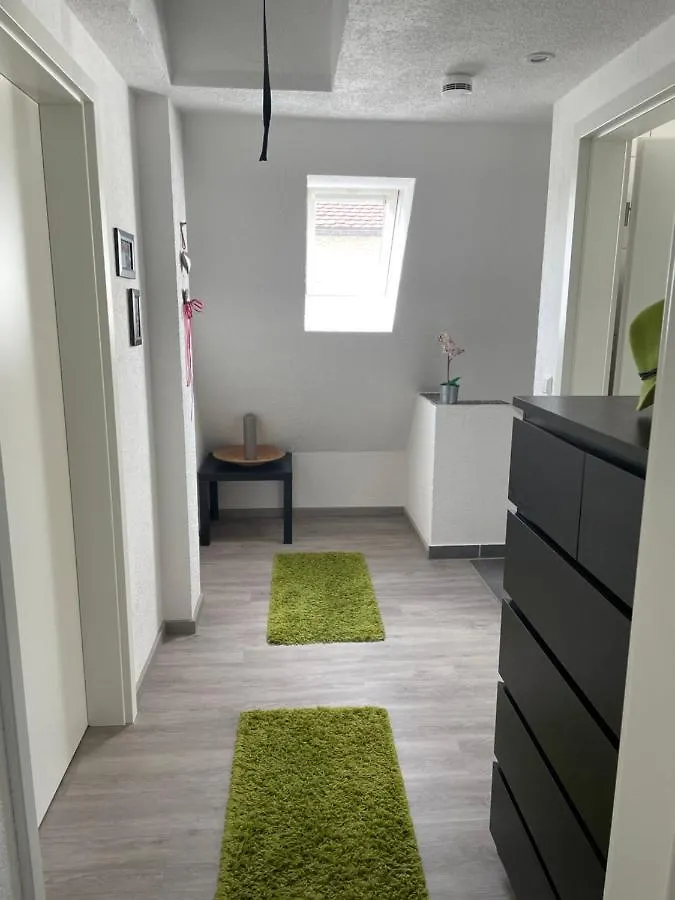 #1 Modernes Zimmer Mit Pool Und Garten Memmingen 0*,