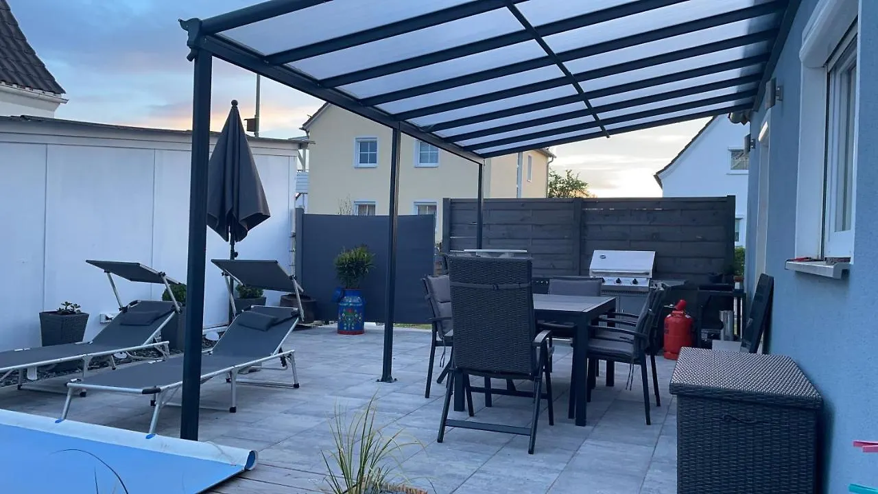 #1 Modernes Zimmer Mit Pool Und Garten Memmingen