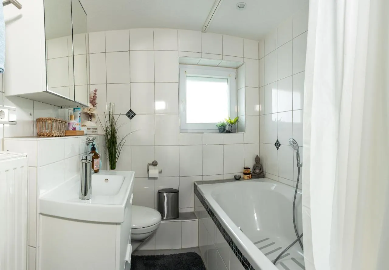 #1 Modernes Zimmer Mit Pool Und Garten Memmingen Germany